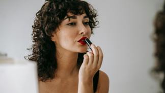 Perfektní sváteční Glamour look dle Notino