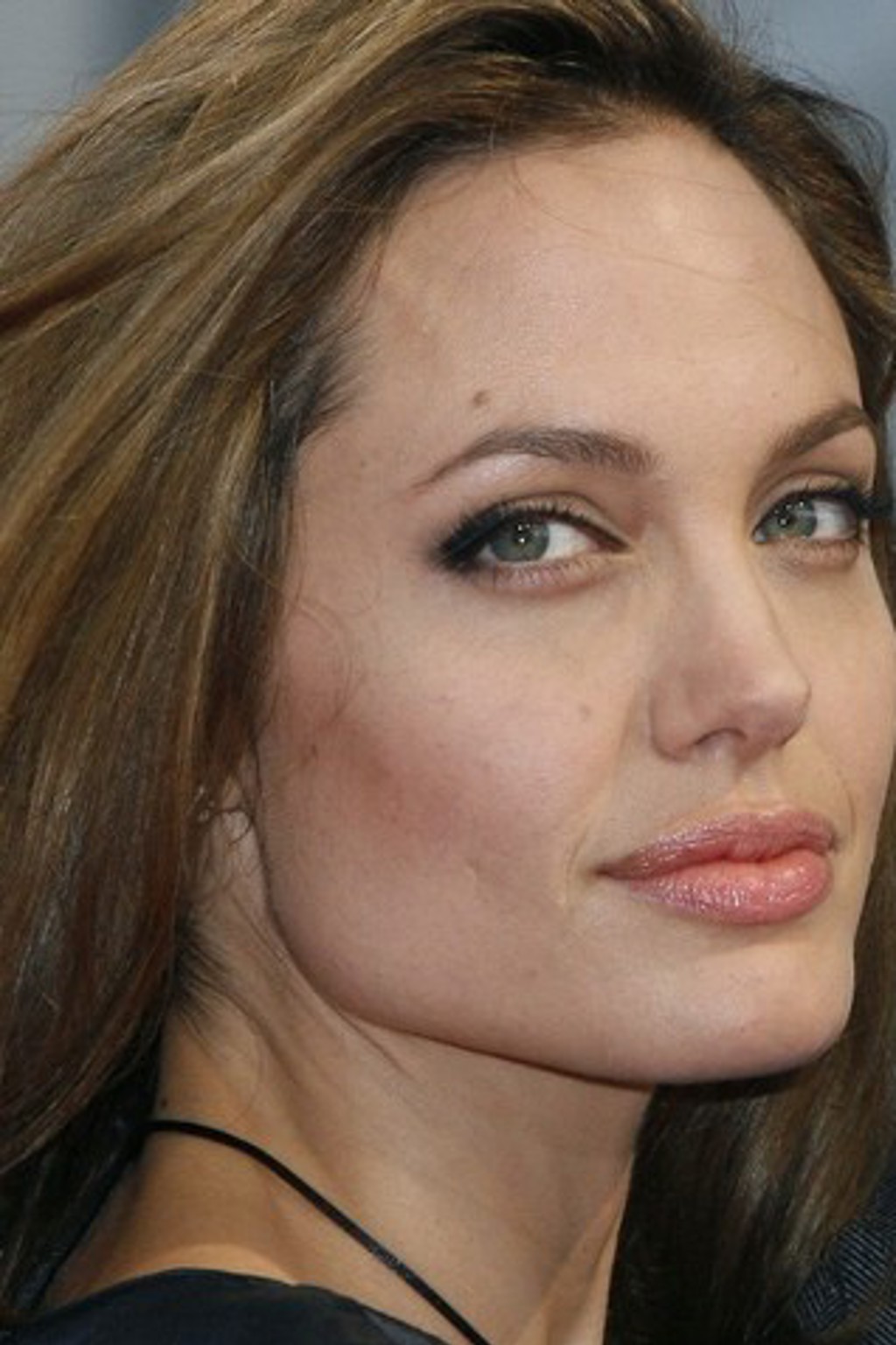 Pleť jako Angelina Jolie Pleť jako Angelina Jolie