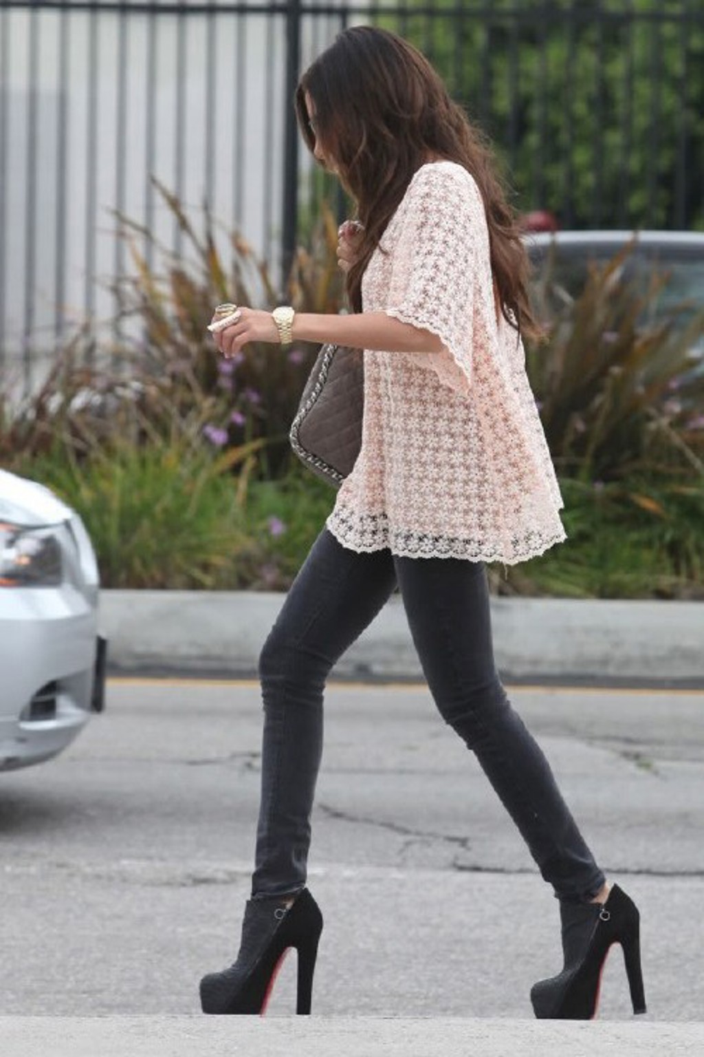Posuďte sami: Dlouhonohá Ashley Tisdale Posuďte sami: Dlouhonohá Ashley Tisdale