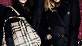 Přehlídka Burberry živě na Elle.cz