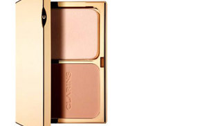 Přejděte na kompaktní make-up