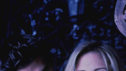 FOTO: Sarah Michelle Geller jako Buffy a David Boreanaz jako Angel.