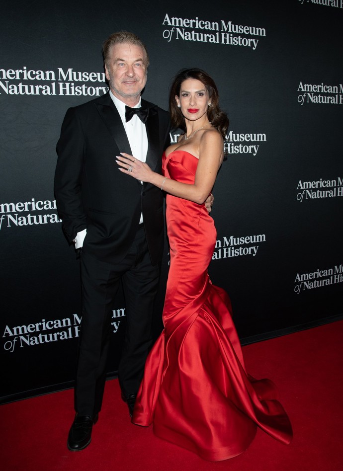Alec Baldwin je dnes podruhé šťastně ženatý. S chotí Hilarií (na snímku) mají celkem sedm potomků.