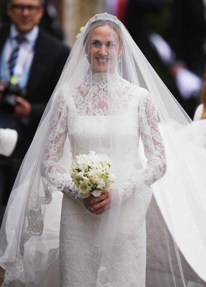Pětačtyřicátnice zvolila pro tuto příležitost šaty, které se nápadně podobaly těm, po kterých sáhla roku 2011 Kate MIddleton.