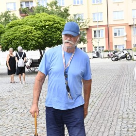 Herec Pavel Nový na výročí 30 let Ulice v jeho typickém ležérním stylu