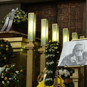Celý obřad doprovázela živá hudba.