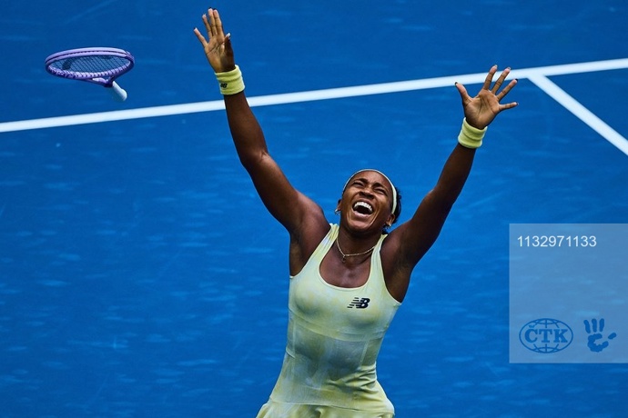 Coco Gauff během zápasu s Mirrou Andrejevovou na US Open. 