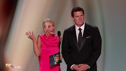 FOTO: Sarah Michelle Geller a David Boreanaz ze seriálu Buff přemožitelka upírů.