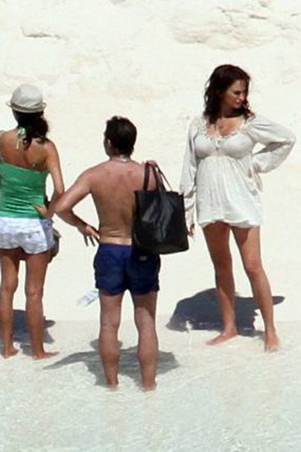 První fotky těhotné Penélope Cruz První fotky těhotné Penélope Cruz
