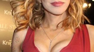 Radikální proměna Courtney Love