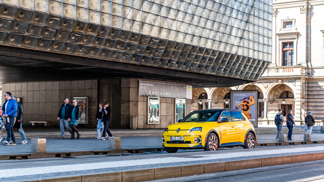 Zpět do budoucnosti: Renault startuje novou kapitolu s Renault R5START