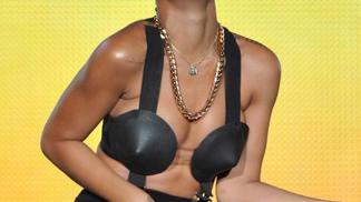 Rihanna tajně plánuje svatbu