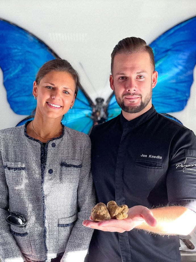 Ve své restauraci Papilio pracuje Jan Knedla s těmi nejvybranějšími surovinami, mezi něž patří také bílé lanýže.