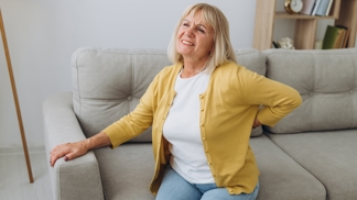 Bolí vás záda? Objevte kouzlo rehabilitačního cvičení SM systém, za jehož vznikem stojí známý český lékař