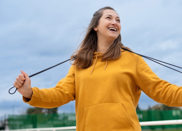 Bolí vás záda? Objevte kouzlo rehabilitačního cvičení SM systém, za jehož vznikem stojí známý český lékař Bolí vás záda? Objevte kouzlo rehabilitačního cvičení SM systém, za jehož vznikem stojí známý český lékař