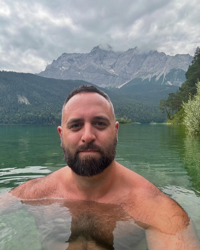 Štefan Rehák rád cestuje. 