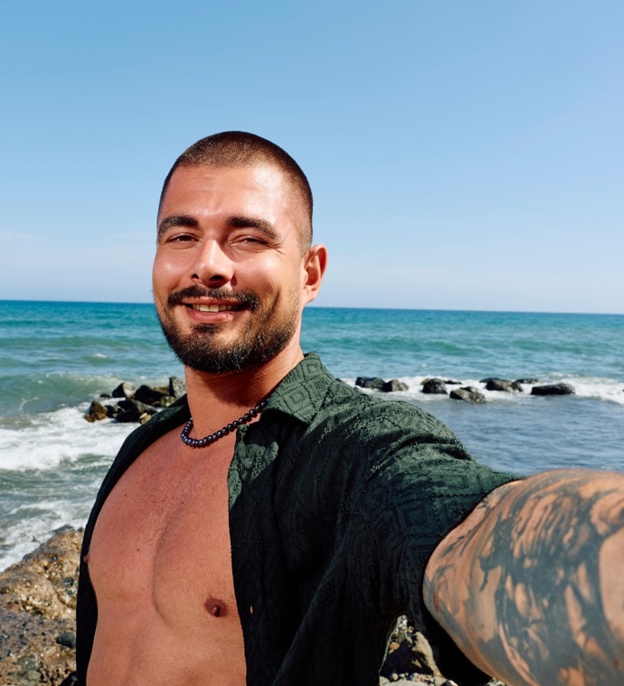 Maxo se do Love Islandu přihlásil sám.