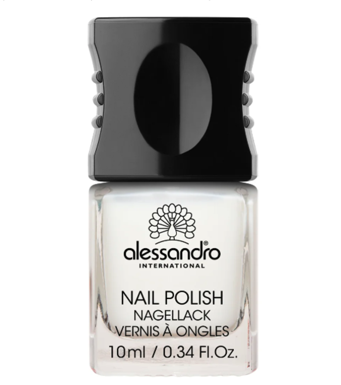 Lak na nehty Alessandro, odstín Milky Dream, 280 Kč Lak na nehty Alessandro, odstín Milky Dream, 280 Kč