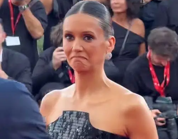 Nina Dobrev na to reagovala po svém.