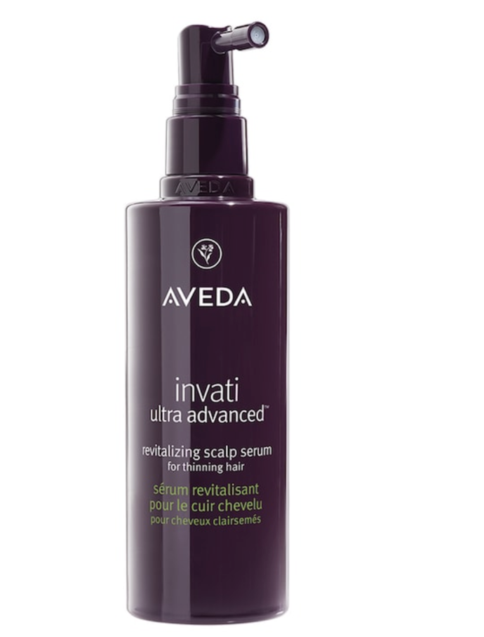 Invati ultra advanced™ 4krokový systém snižuje vypadávání vlasů o 77 %* a zároveň zvyšuje celkovou plnost vlasů o 11 %**, máte pocit, jako byste měli na hlavě o 11 000 vlasů více***.
Naše nejnovější pokrokové řešení pro řídnoucí vlasy posiluje a zhušťuje vlasy pomocí rostlinných aktivních látek. 1950 Kč