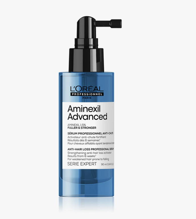 aktivační sérum Serie Expert Scalp Advanced. Lehké složení využívá účinky aminexilu, který zlepšuje ukotvení kořínků ve vlasové pokožce. 1090 Kč