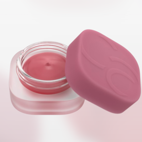Krémová tvářenka Velvet Pudding, Catrice, 119 Kč, odstín 010, prodává Rossmann