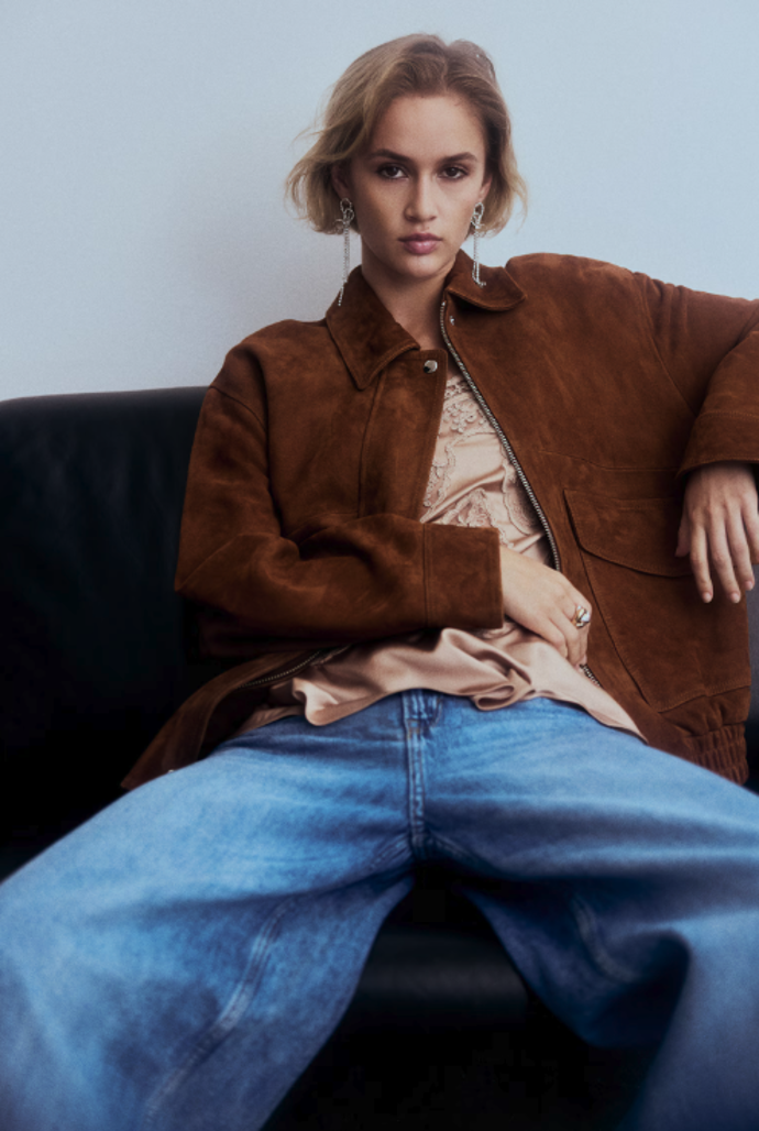 H&M, 10 499 Kč (kůže)
H&M, 10 499 Kč (kůže)