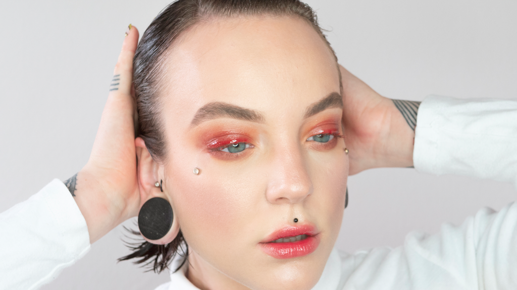 Koki testuje beauty trend: wet look Koki testuje beauty trend: wet look