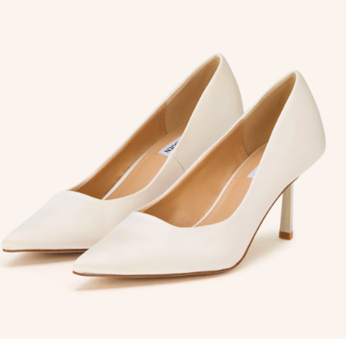 Lodičky Steve Madden, 2080 Kč, prodává Breuninger Lodičky Steve Madden, 2080 Kč, prodává Breuninger