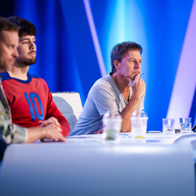 Po odchodu Ewy Farne zůstali za porotcovským stolem pouze Jakub Prachař, Calin a Pavol Habera.