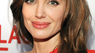 Tajemství dokonalé pleti Angeliny Jolie