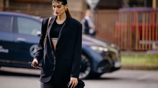  

Prohlédněte si nejlepší streetstyle z ulic Mercedes-Benz Prague Fashion Weeku...
