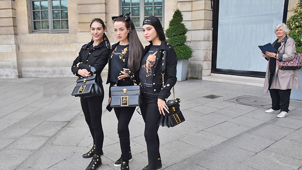 pfw pfw