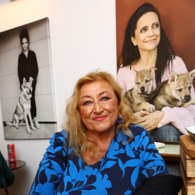 Halina Pawlowská na křtu nové kuchařky Josefa Maršálka.