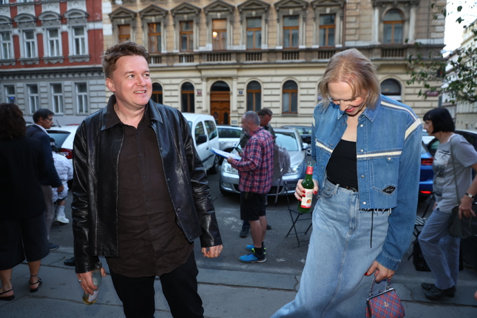 Scenárista Petr Kolečko byl sice na roztrhání, ale na živý rozhovor s Danielou Špinar si čas našel velmi rád.