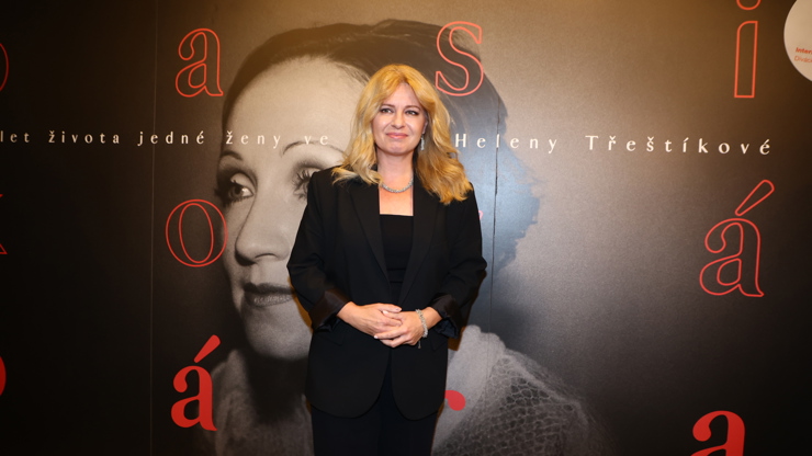 Zuzana Čaputová na premiéře dokumentu Báry Basikové.