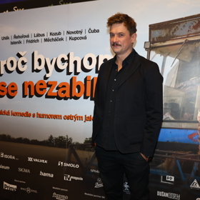 Tomáš Měcháček na slavnostní premiéře nové komedie Proč bychom se nezabili.