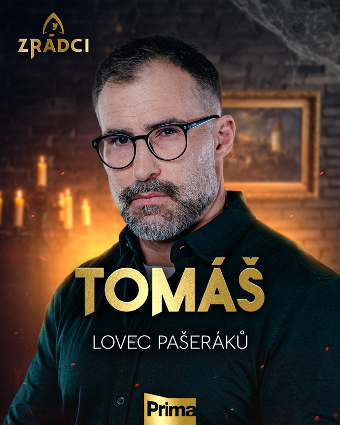 Lovec pašeráků Tomáš. 
