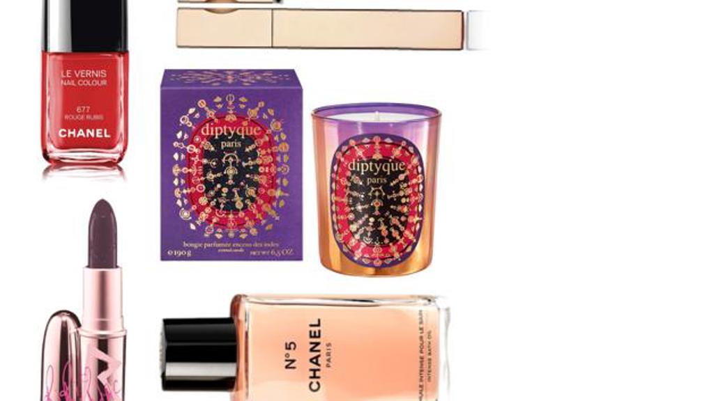 TOP 10 vánočních beauty dárků TOP 10 vánočních beauty dárků