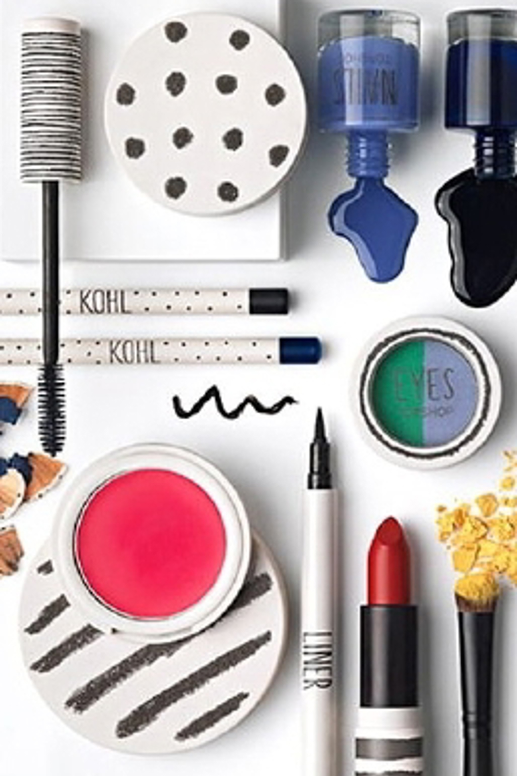 Topshop make-up je na světě Topshop make-up je na světě