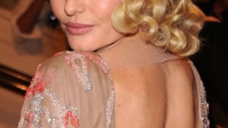 Účesy na Met Costume Institute Gala