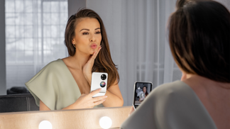 Monika Bagárová pro Huawei