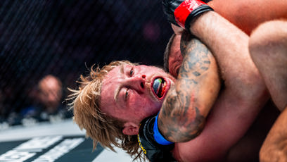 FOTO: Frederic Vosgröne vypadal v průběhu zápasu zoufale.