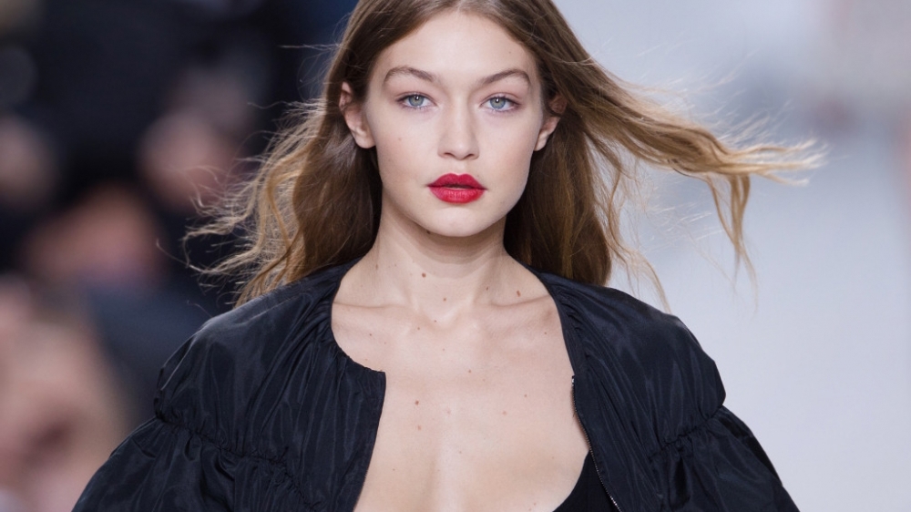 Vlasové proměny Gigi Hadid