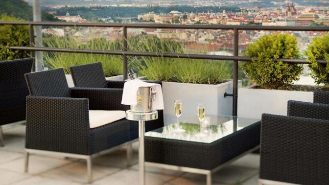 Vyhrajte voucher do Tower Lounge Baru