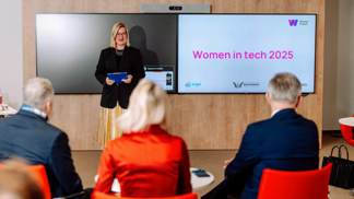 Women in Tech 2025: vizionářky, měnící českou technologickou scénu Women in Tech 2025: vizionářky, měnící českou technologickou scénu