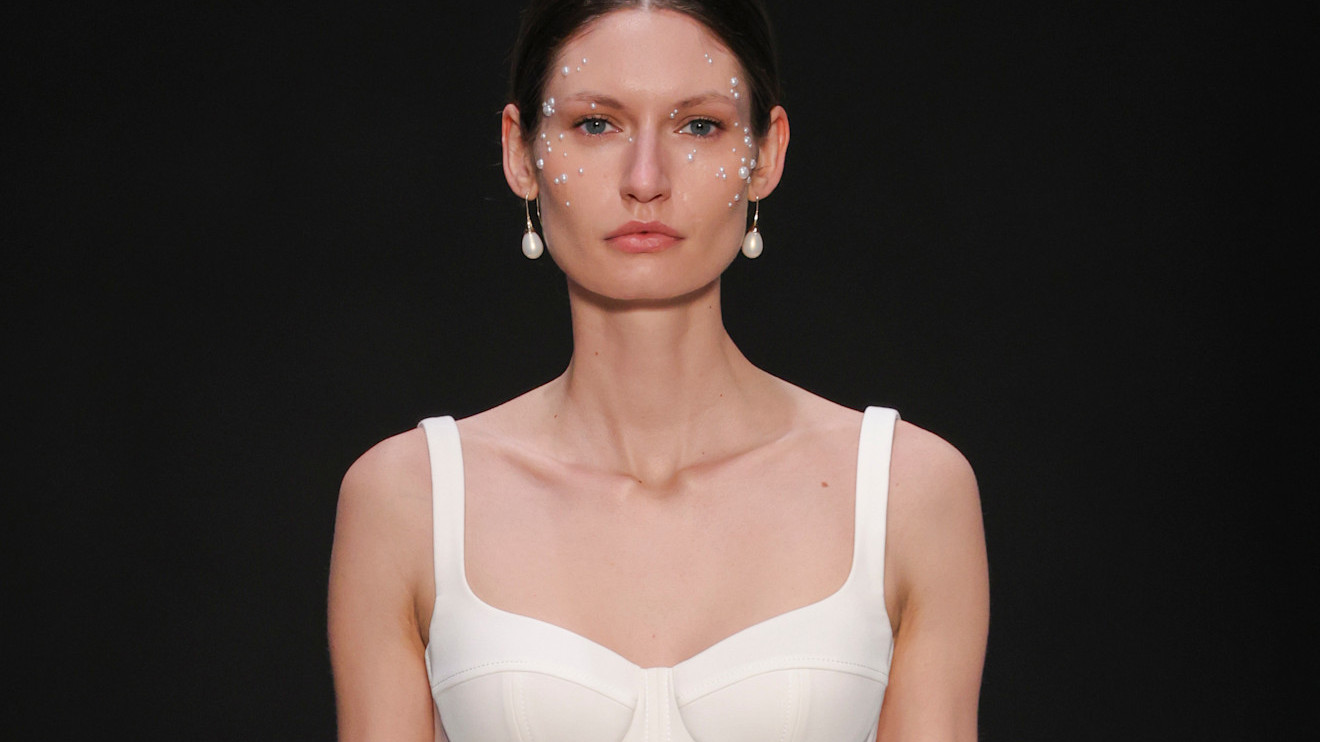 Wona Bridal
