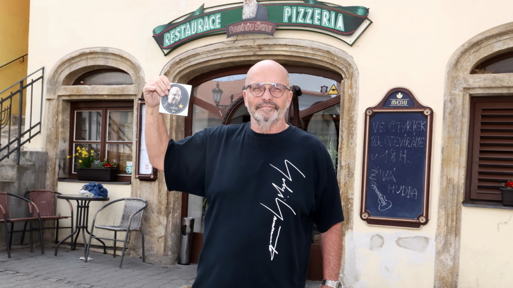 Zdeněk Pohlreich nakonec jednu hvězdičku restauraci věnoval.