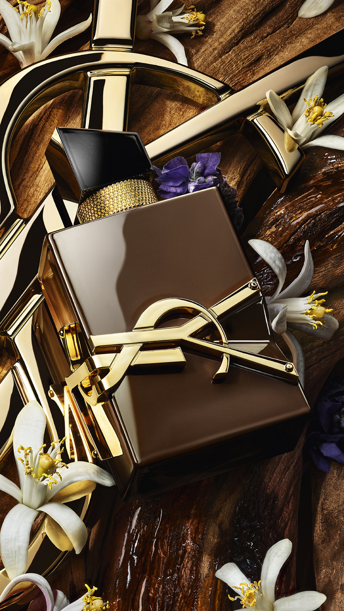 Parfemovaná voda Yves Saint Laurent Libre Santal Couture, 3 090 Kč (50 ml), prodává Sephora. Santalové dřevo, levandule a pomerančový květ.
Parfemovaná voda Yves Saint Laurent Libre Santal Couture, 3 090 Kč (50 ml), prodává Sephora. Santalové dřevo, levandule a pomerančový květ.
