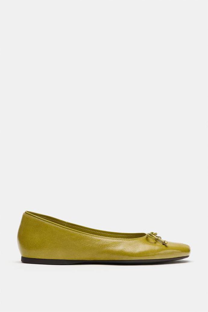 Kožené baleríny s mašlí, Zara, 1299 Kč